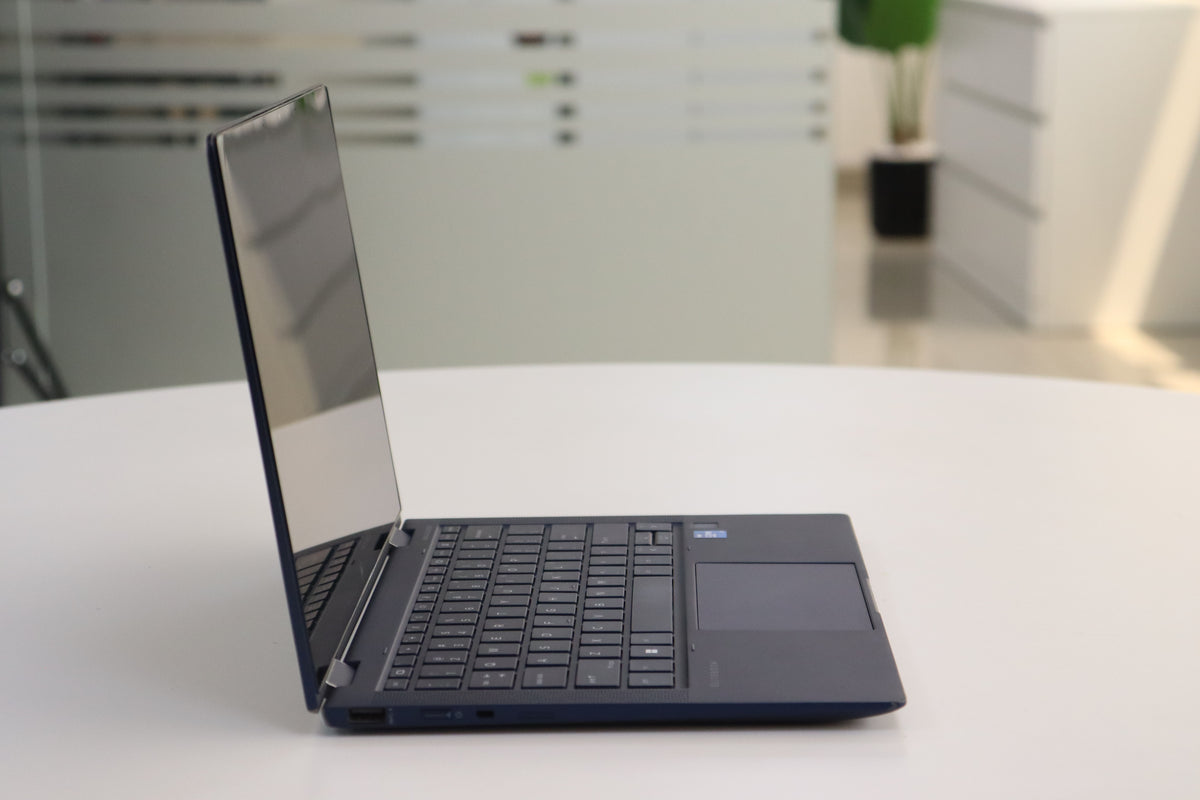 HP Elite Dragonfly G2 SN:94656 product photo 4