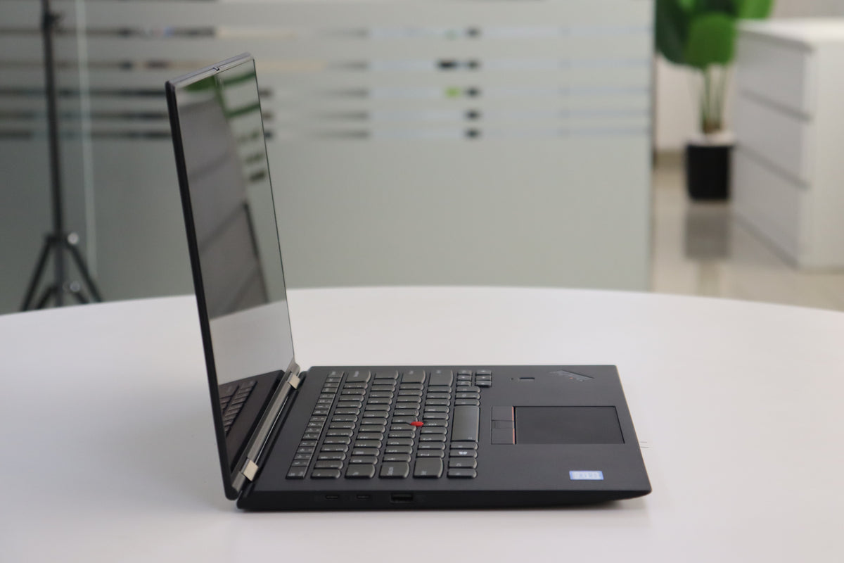 LENOVO THINKPAD X1 YOGA 3RD SN:37434 product photo 4