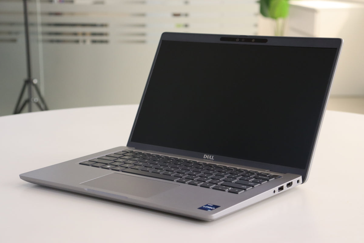 Dell Latitude 5440 SN:41203 product photo 2