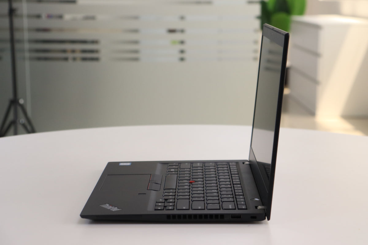 Lenovo ThinkPad T490s SN:61199 product photo 3