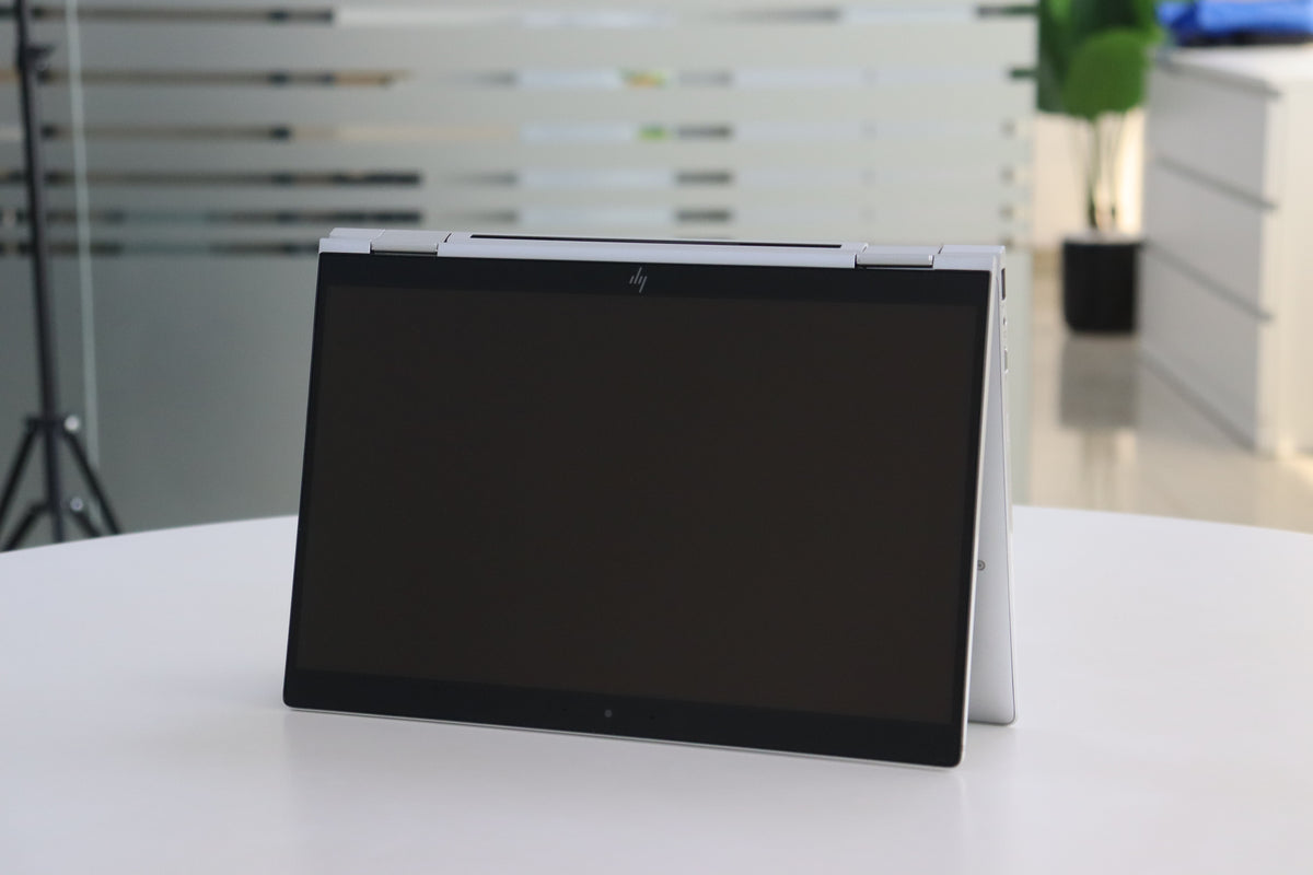 HP ELITEBOOK X360 1030 G4 SN:71838 tent mode view