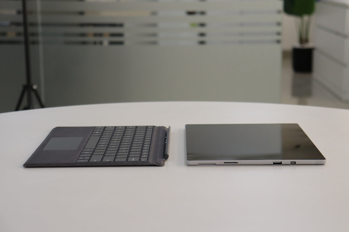 MICROSOFT SURFACE PRO 5 SN:69945 detached keyboard view