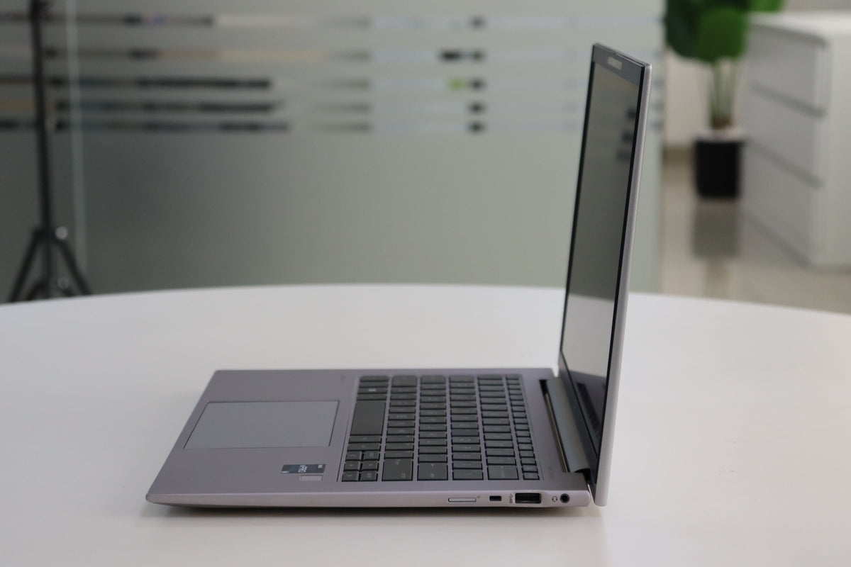 HP ZBook Firefly G10 SN:73506 product photo 3