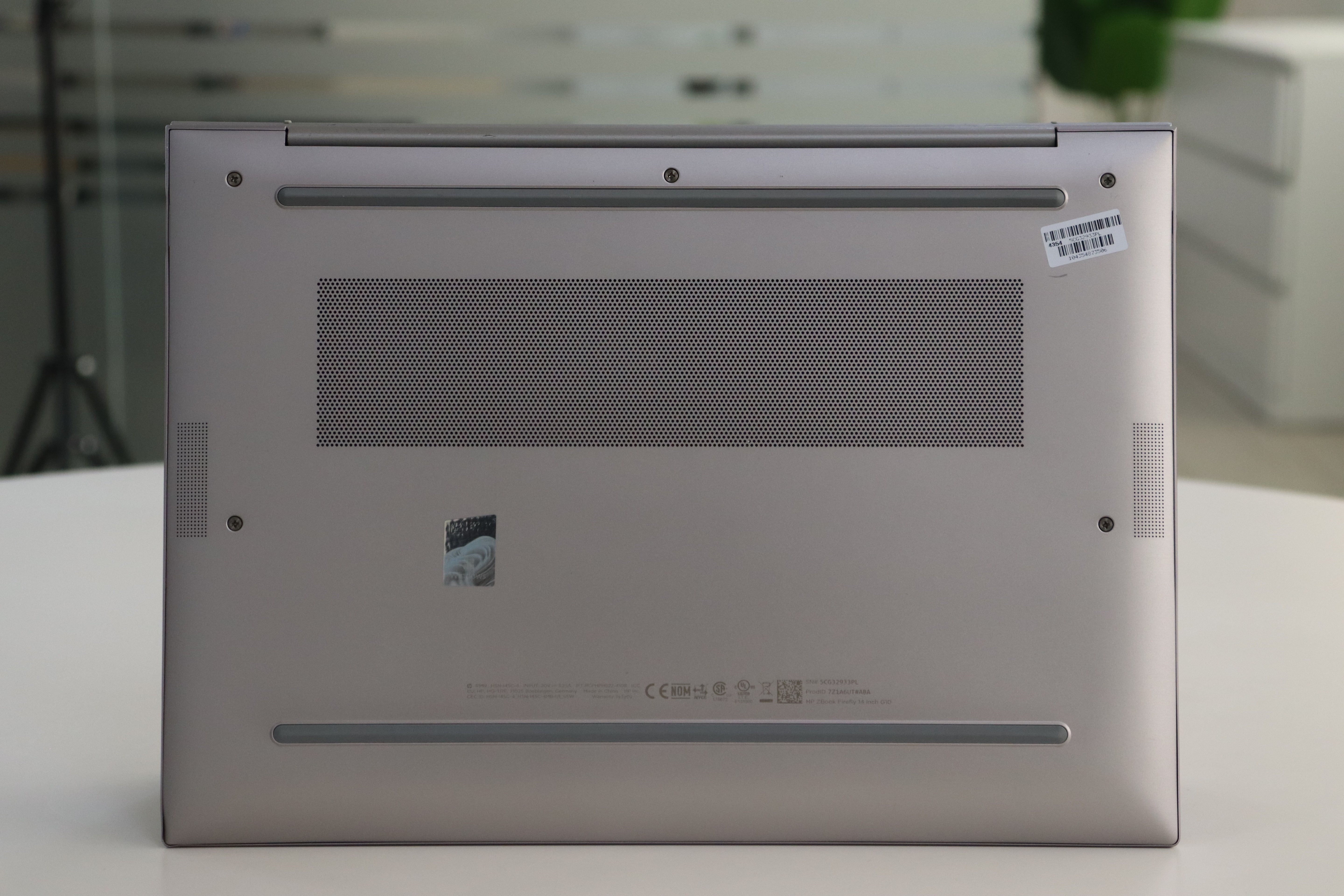 HP ZBook Firefly G10 SN:73506 product photo 7