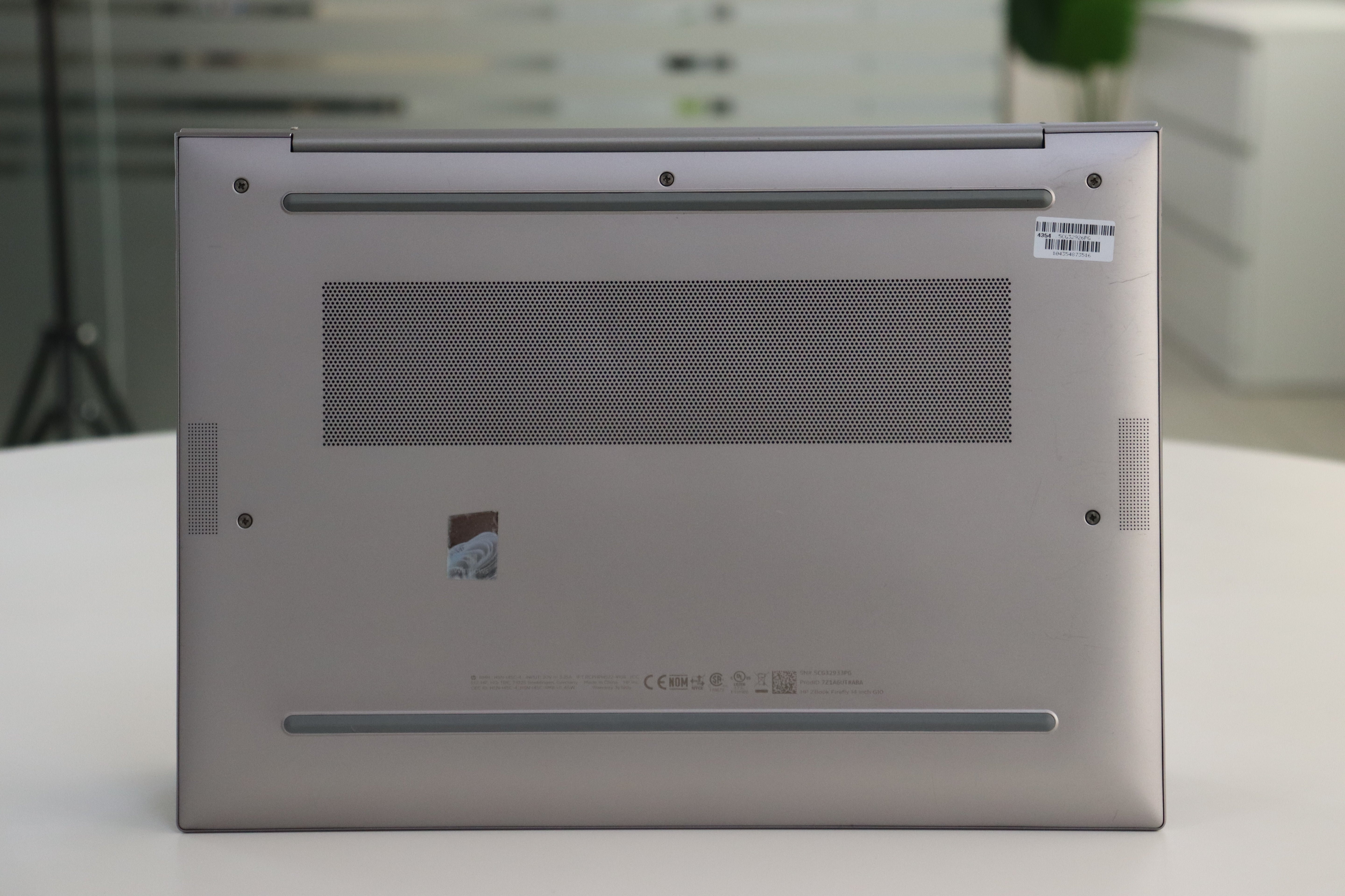 HP ZBook Firefly G10 SN:73516 product photo 7