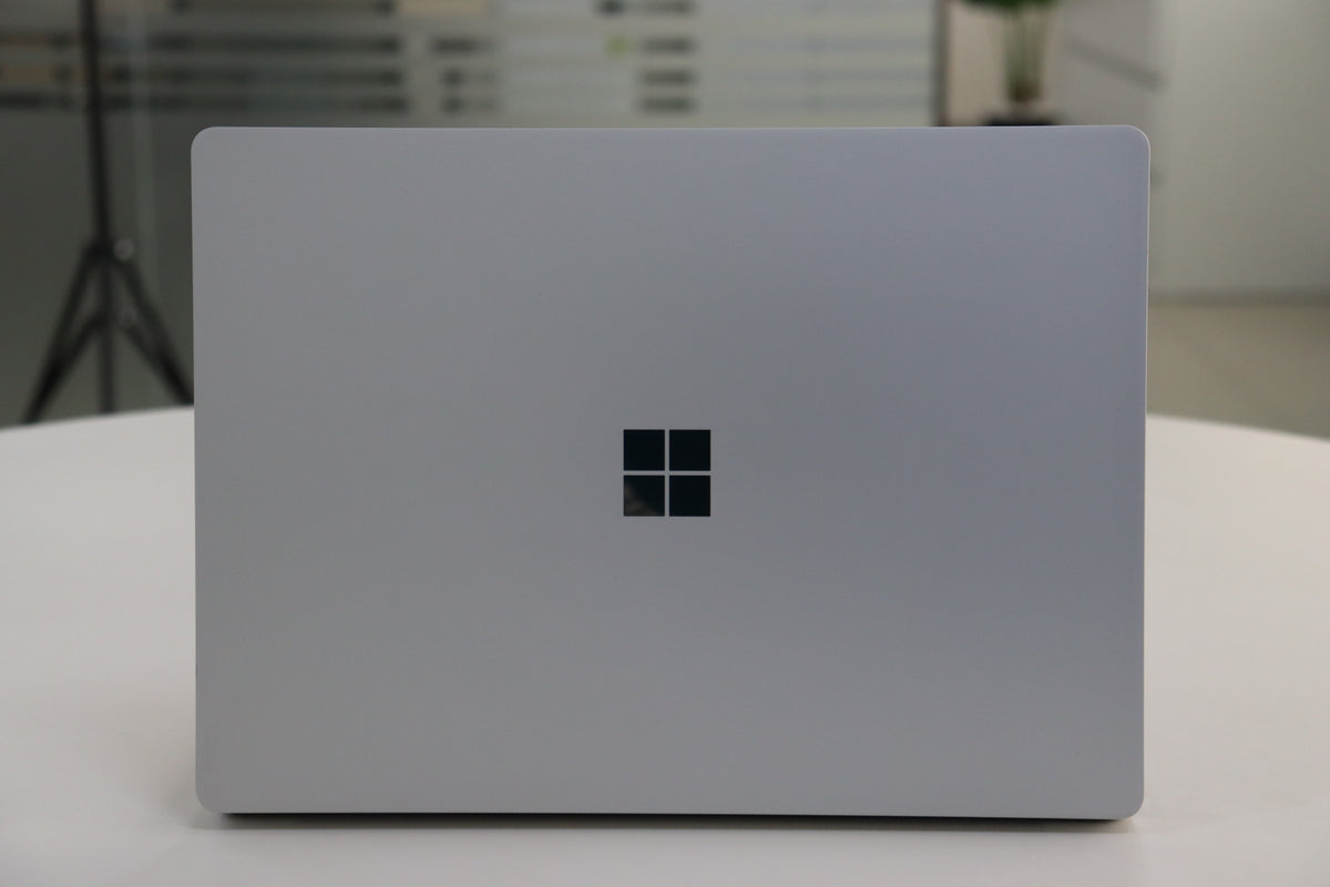 MICROSOFT SURFACE LAPTOP 2 SN:78320 rear view