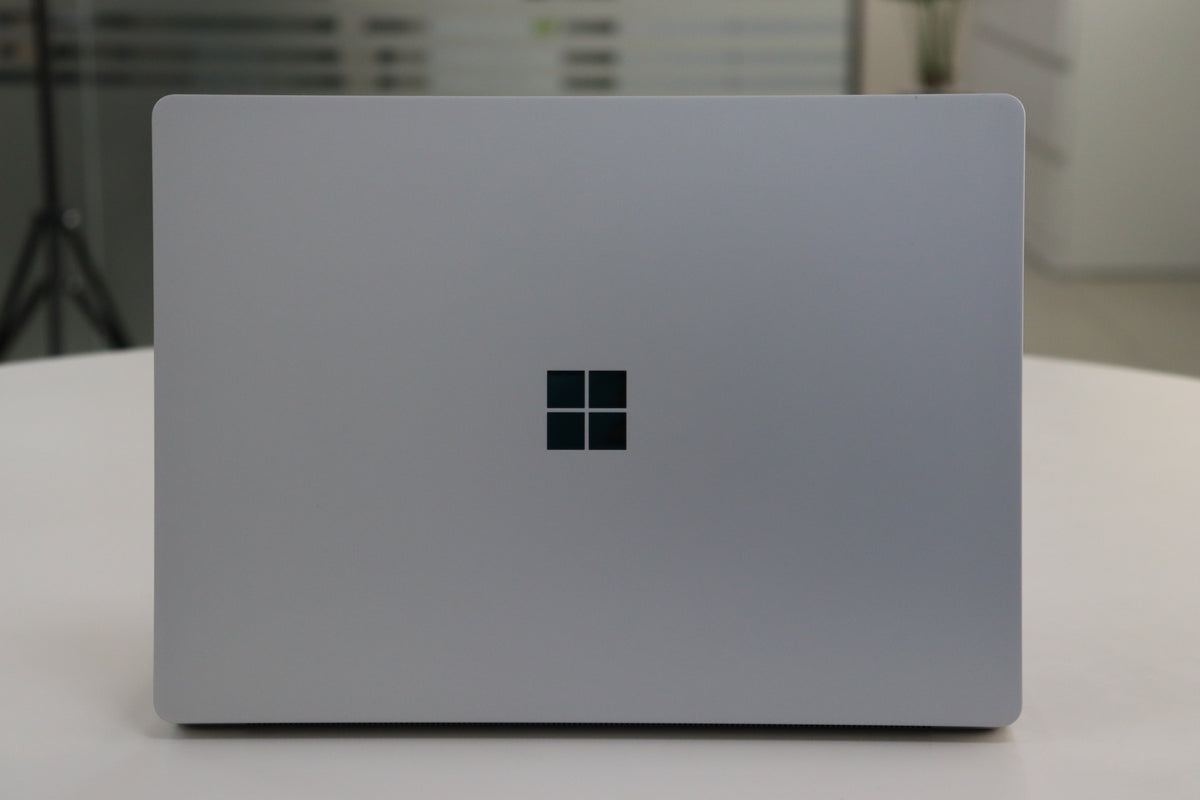 MICROSOFT SURFACE LAPTOP 2 SN:78323 rear view
