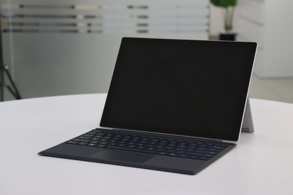 MICROSOFT SURFACE PRO 6 SN:78356 right front angle