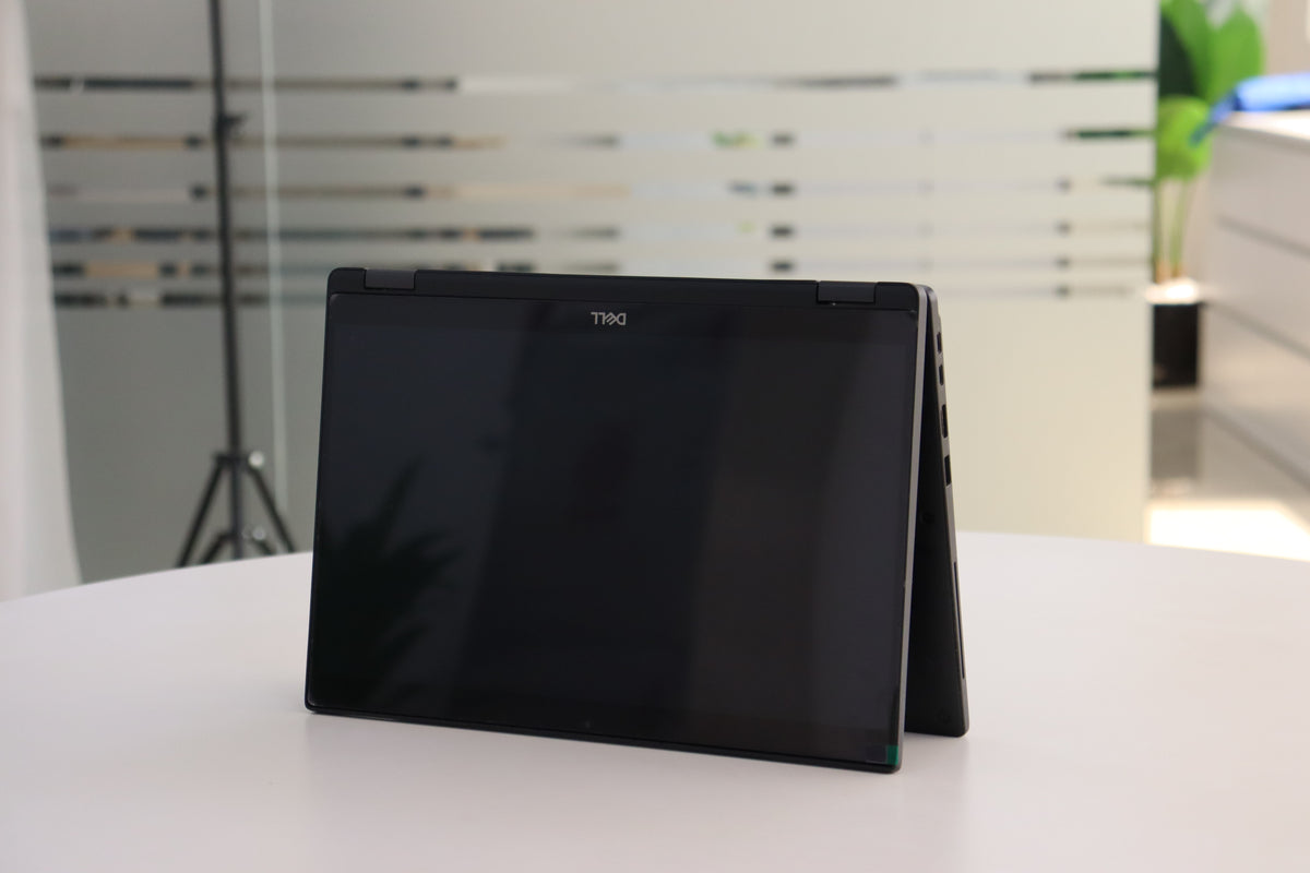 DELL LATITUDE 7390 2-IN-1 SN:92217 tent mode view