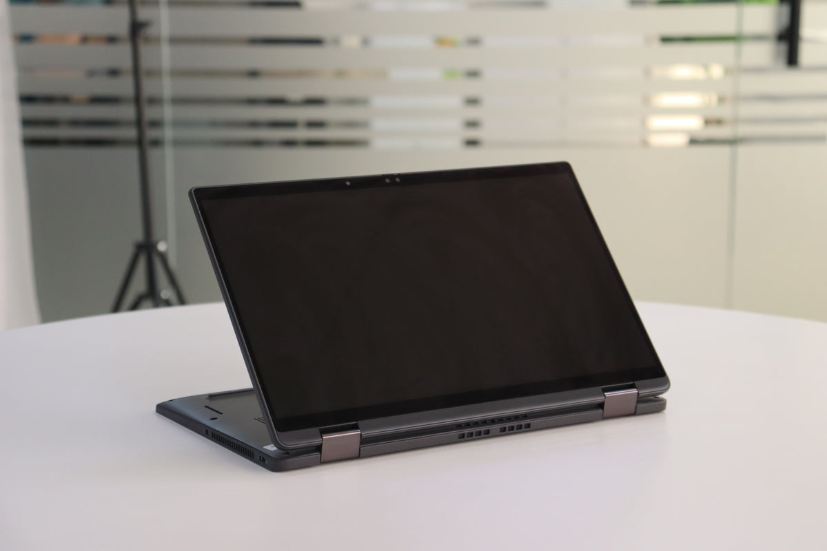 DELL LATITUDE 7430 SN:95635 folded screen view