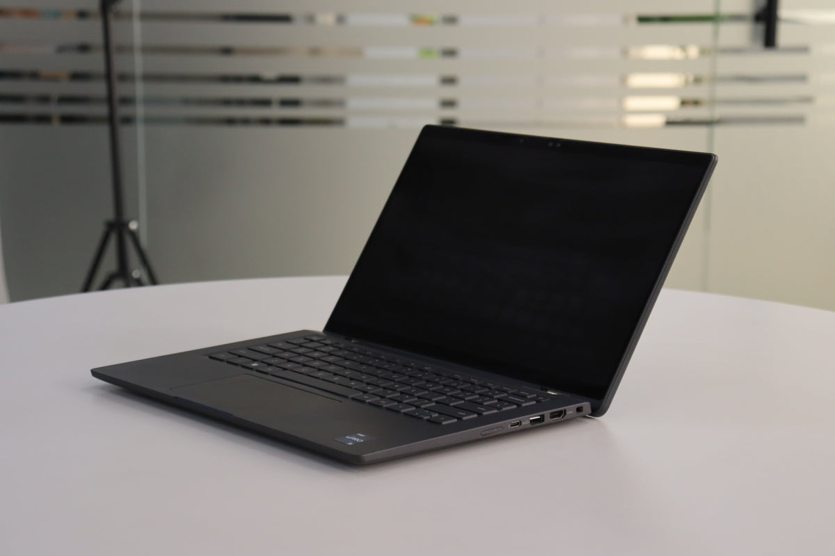 DELL LATITUDE 7430 SN:95635 right front angle