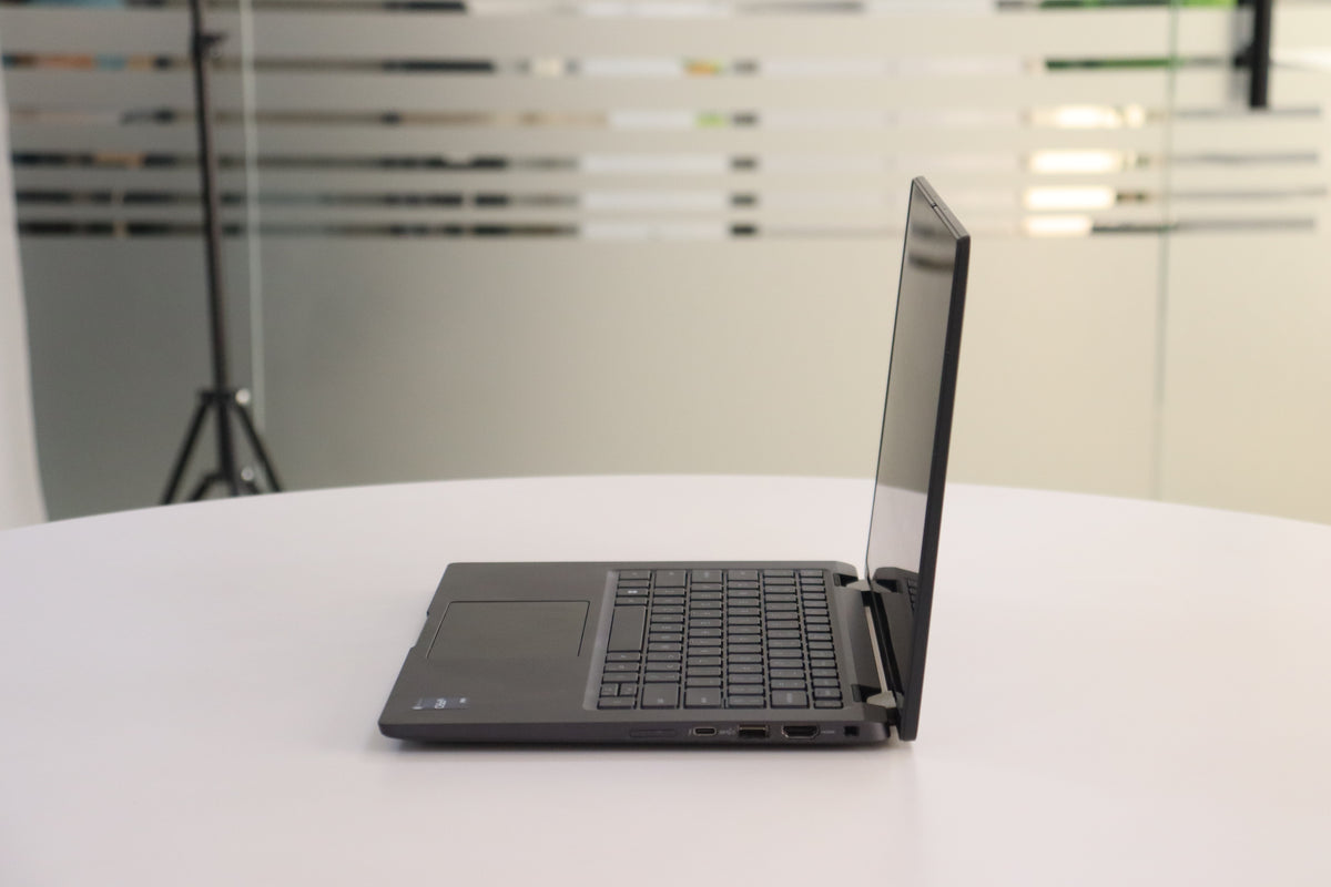 DELL LATITUDE 7430 SN:95635 right side view