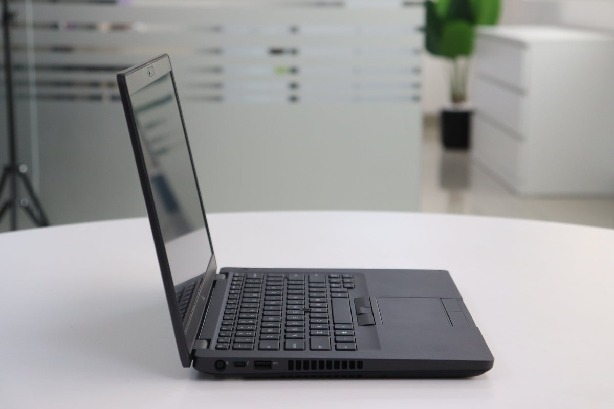 Dell Latitude 5401 SN:95823 product photo 4