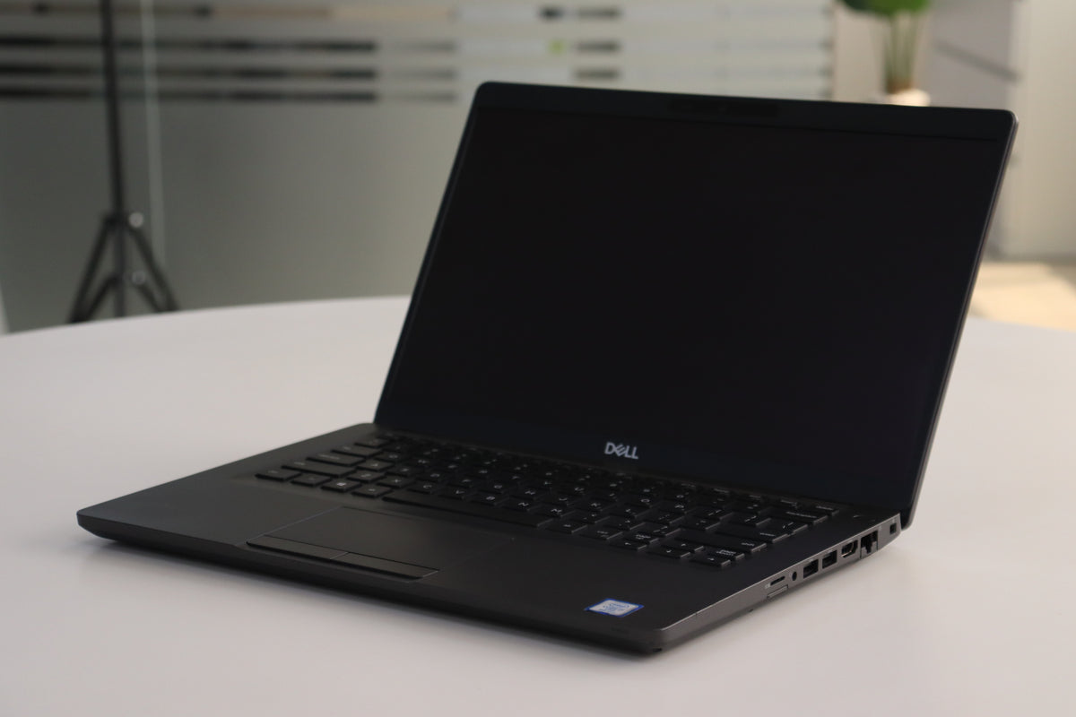 DELL LATITUDE 5401 SN:95826 right front angle