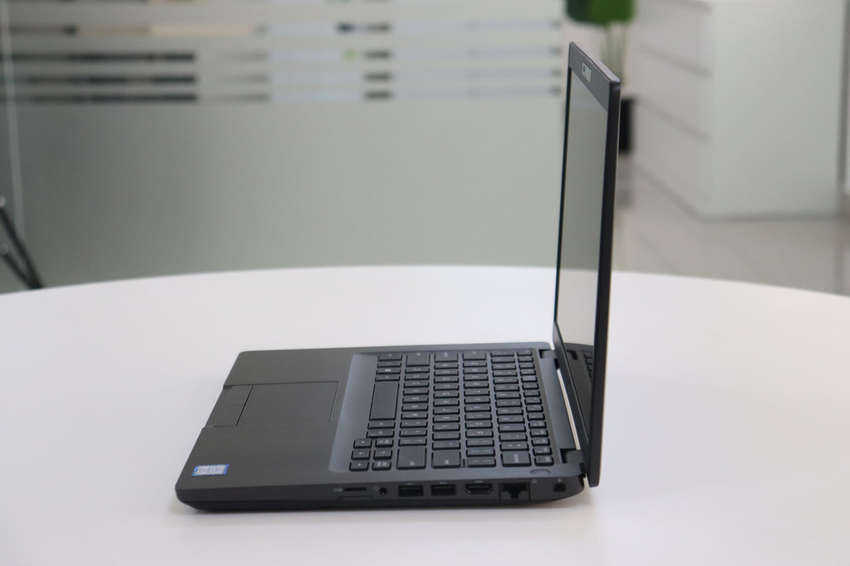 DELL LATITUDE 5401 SN:95828 right side view