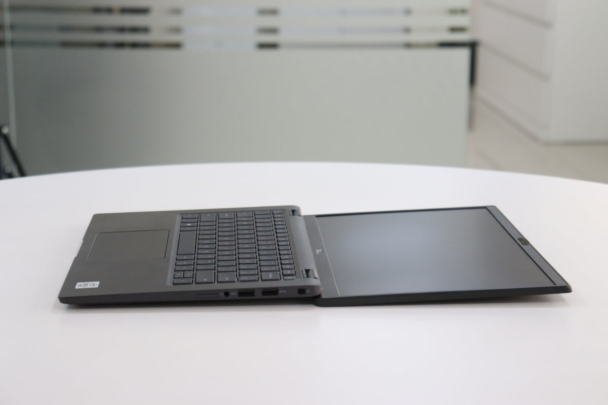 DELL LATITUDE 7410 SN:98064 flat open view