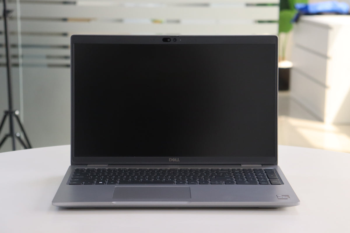 DELL INC LATITUDE 5540 SN:04956 front view
