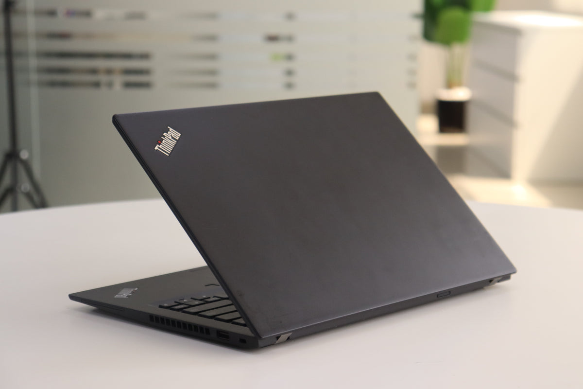 Lenovo ThinkPad T490s SN:05042 product photo 6