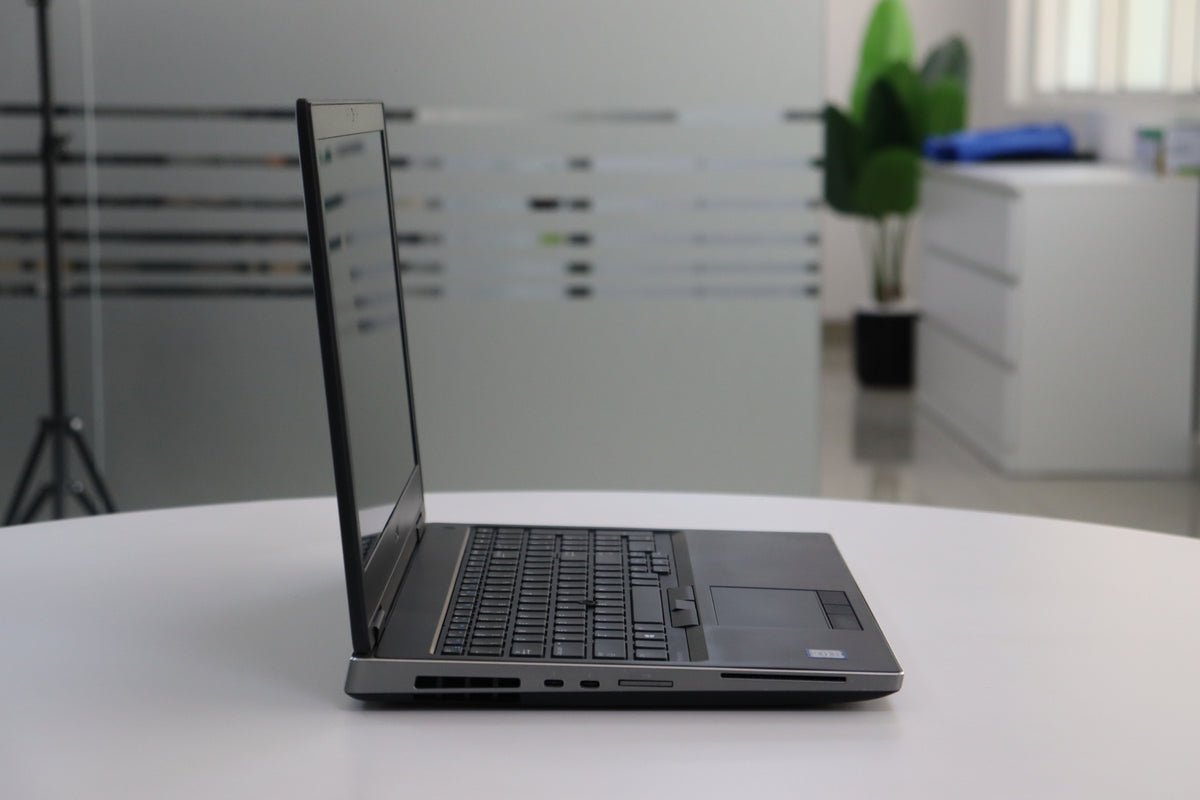 DELL PRECISION 7530 SN:15259 left side view
