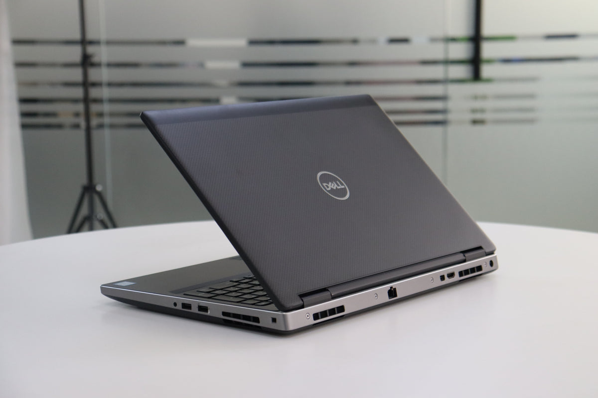 DELL PRECISION 7530 SN:15261 rear right angle