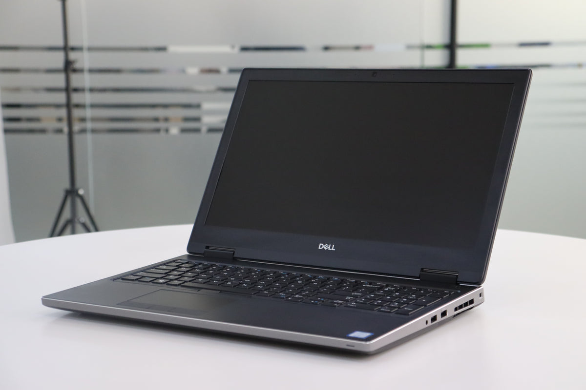 DELL PRECISION 7530 SN:15261 right front angle