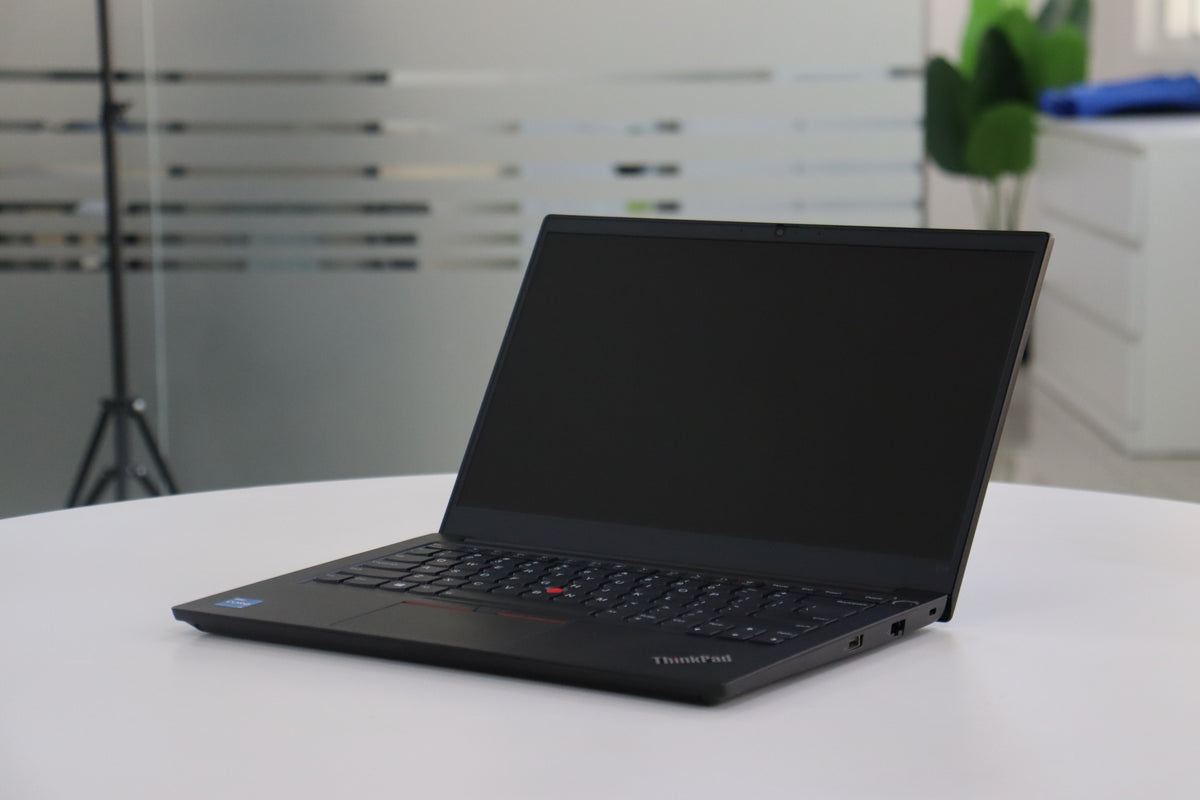 LENOVO THINKPAD E14 GEN 2 SN:16553 right front angle
