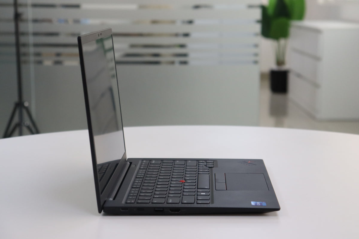 THINKPAD X1 CARBON GEN 9 104786916629 image_4