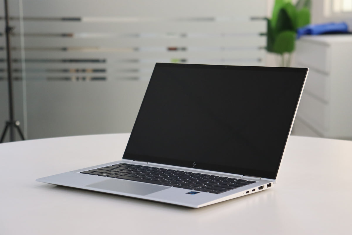 HP ELITEBOOK X360 1030 G8 SN:19016 right front angle