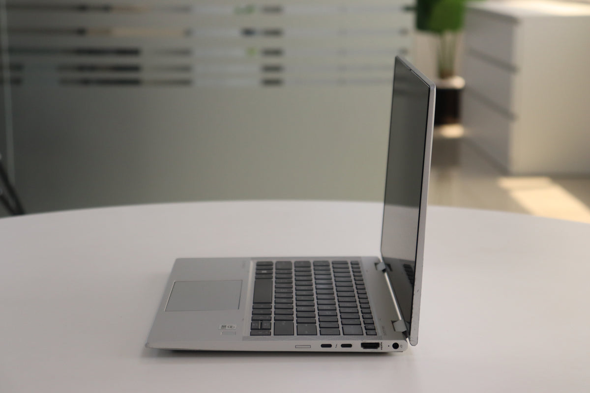 HP ELITEBOOK X360 830 G7 SN:18479 right side view