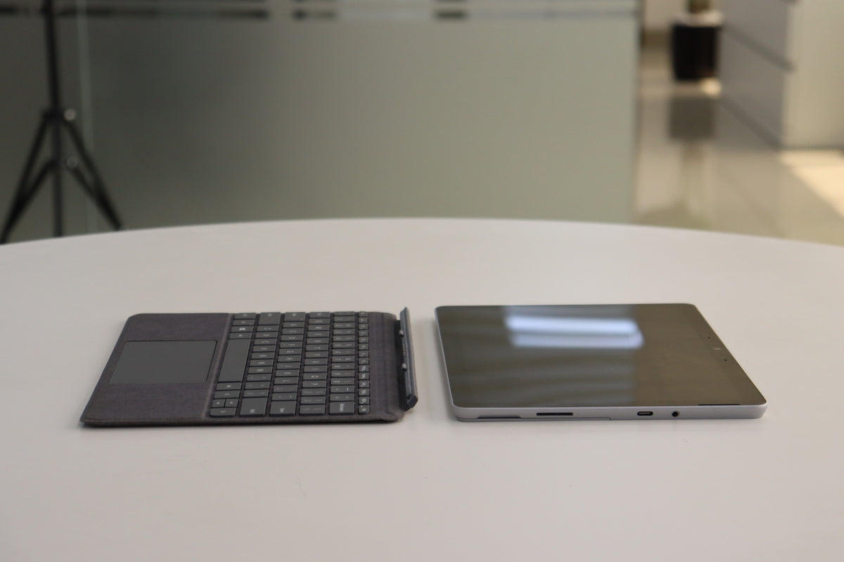 MICROSOFT SURFACE GO 3 SN:18608 detached keyboard view