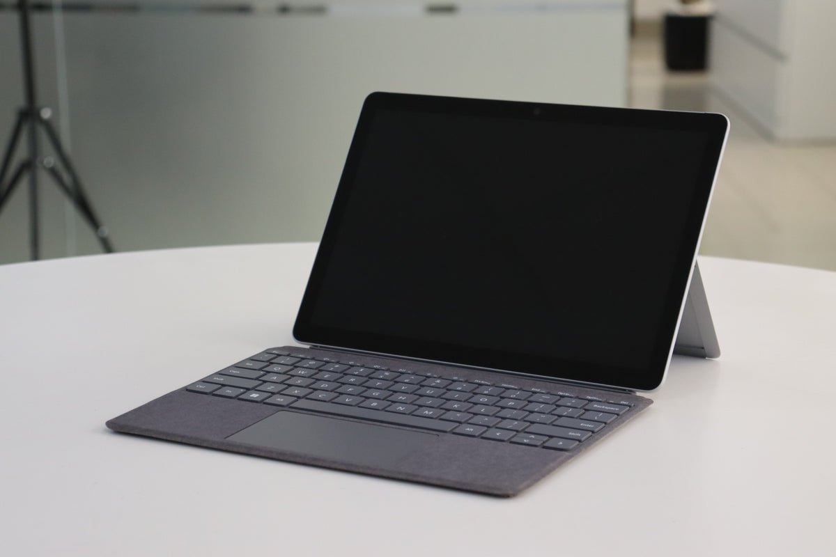 MICROSOFT SURFACE GO 3 SN:18617 right front angle