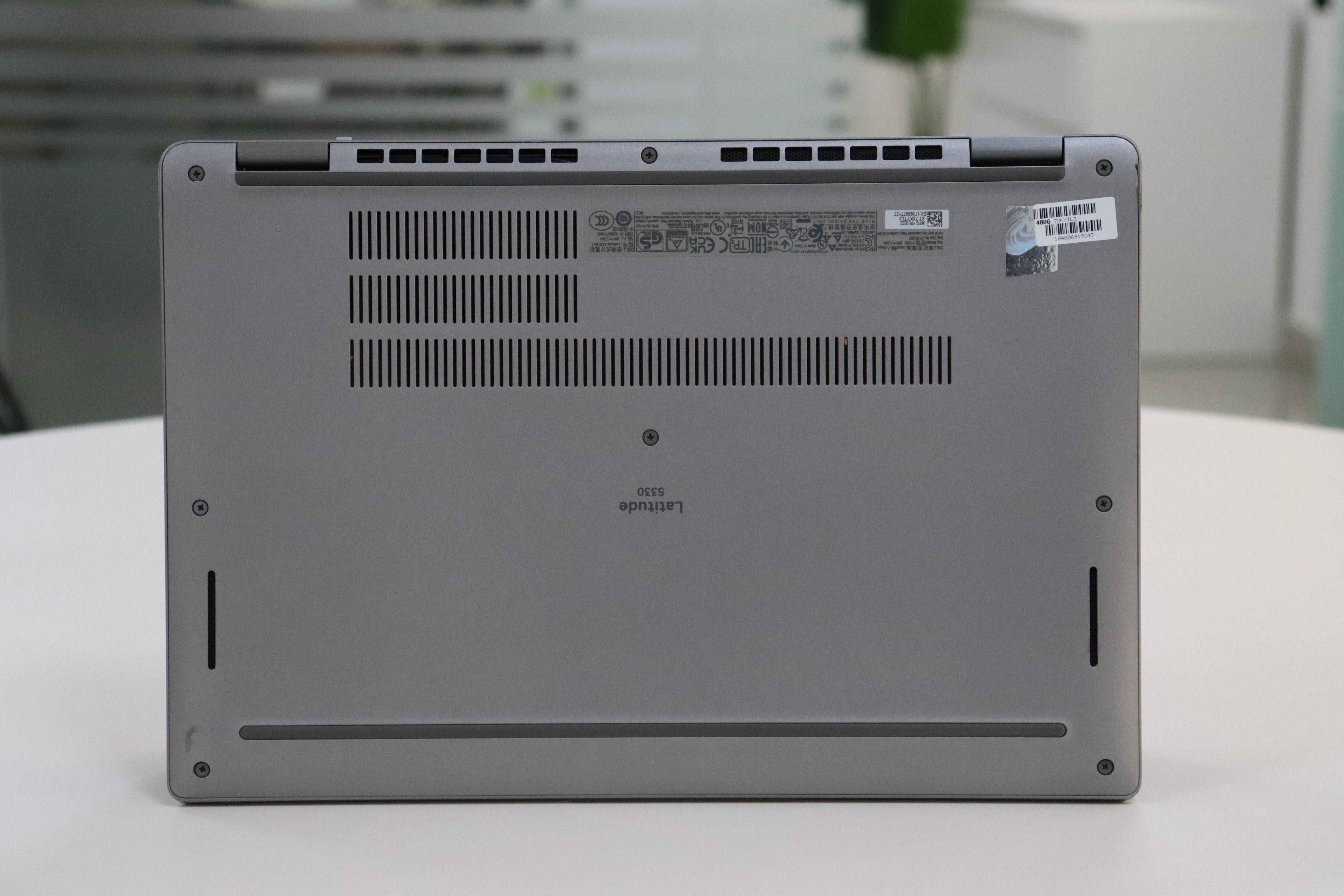 Dell Latitude 5330 SN:19343 product photo 7