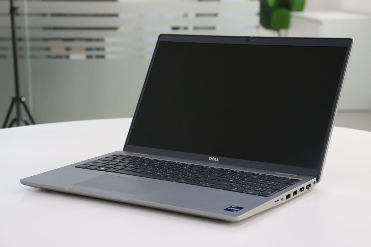 Dell Latitude 5540 SN:19420 product photo 2