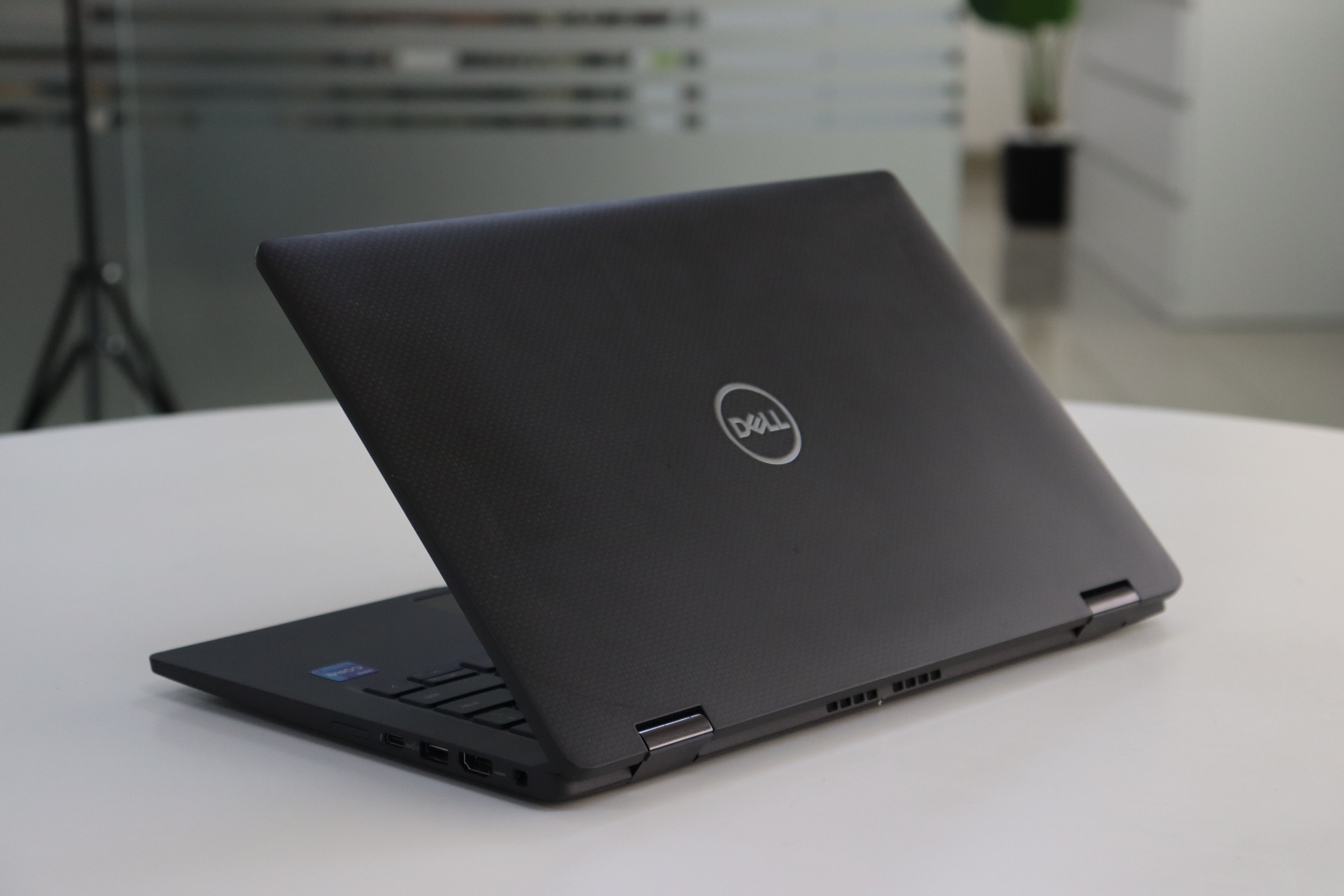 DELL LATITUDE 7430 SN:19464 product photo 6