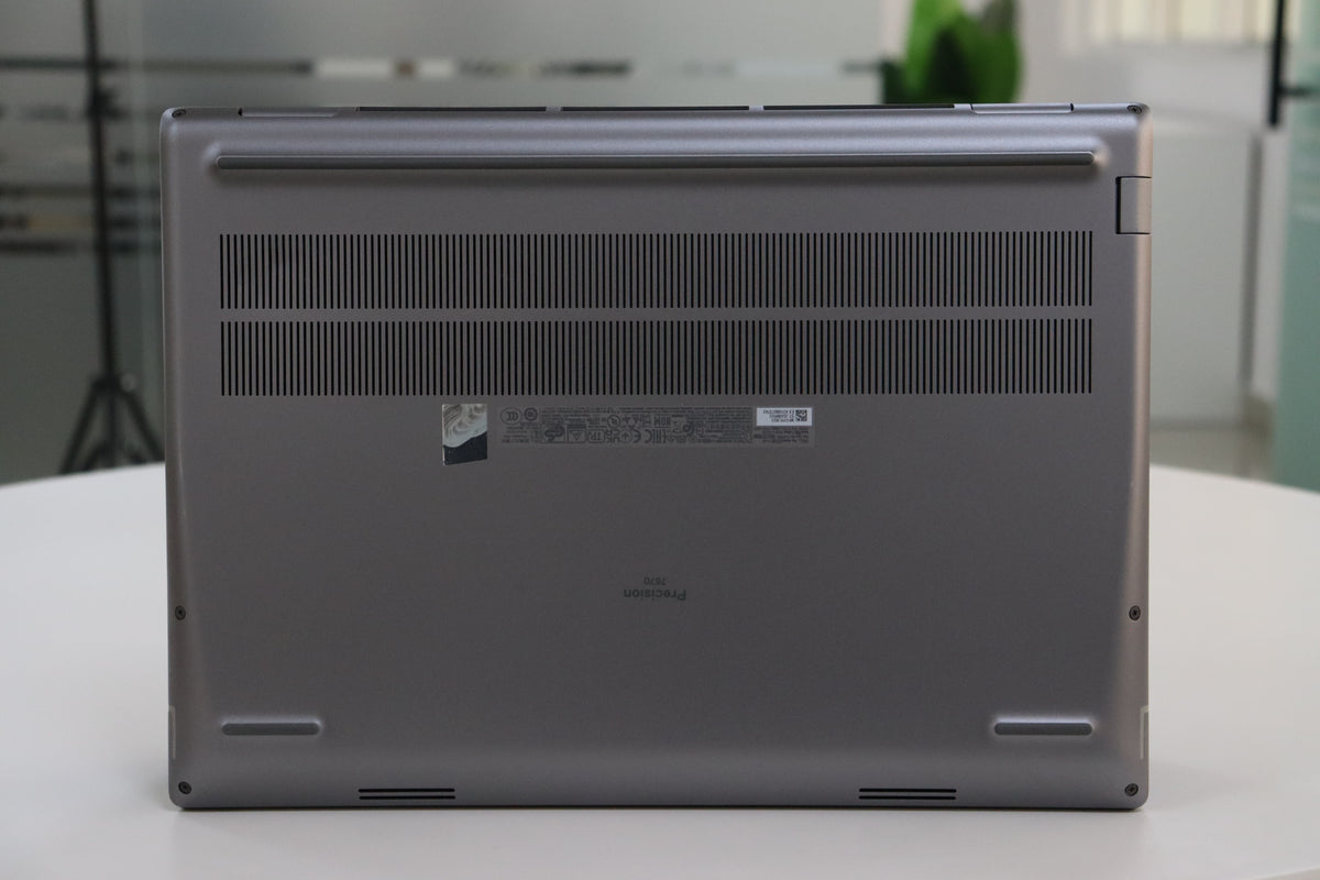 DELL PRECISION 7670: 12th Gen i7, 32 GB RAM, 512 GB SSD, SN:19515 product photo 7