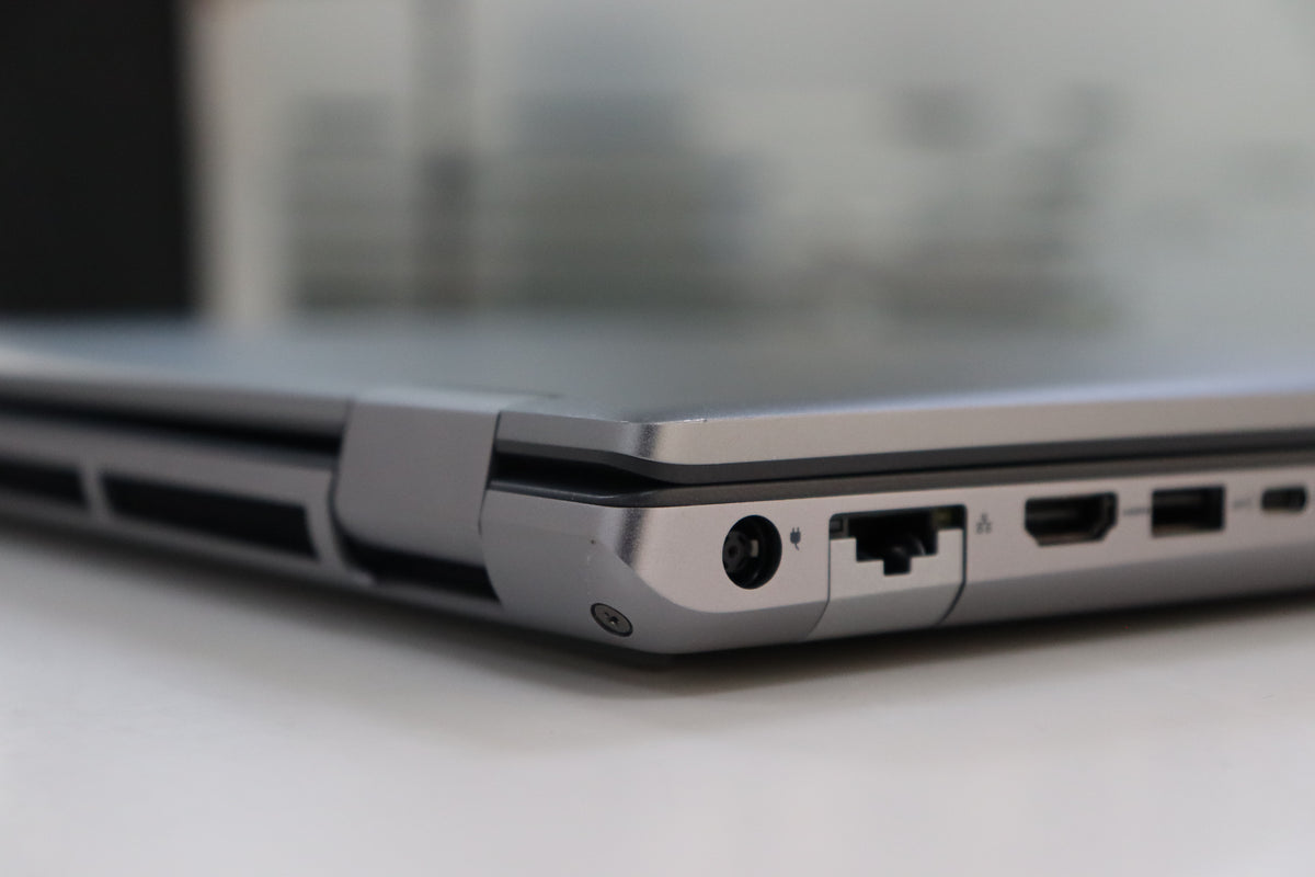 DELL PRECISION 7670: 12th Gen i7, 32 GB RAM, 512 GB SSD, SN:19515 product photo 9