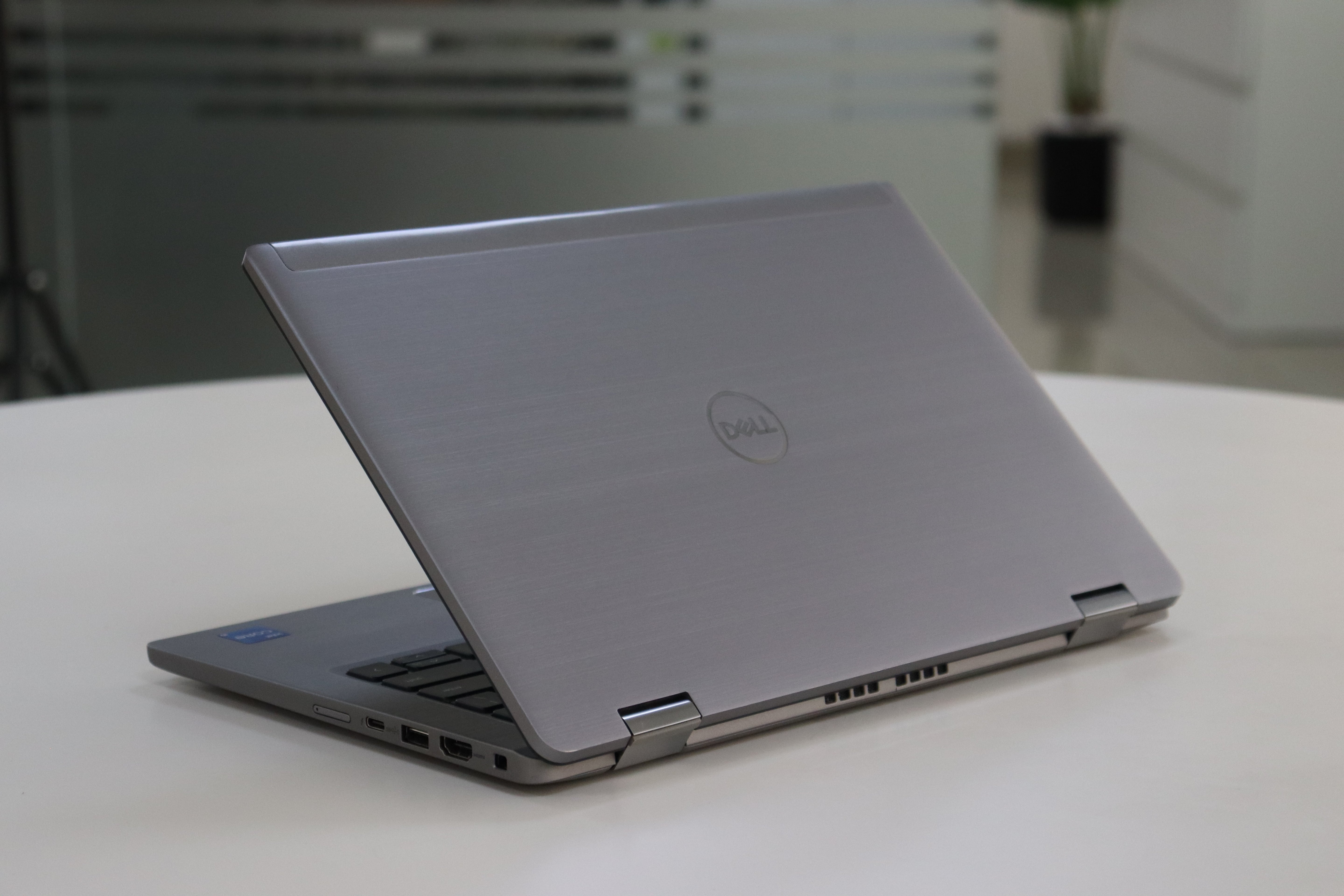Dell Latitude 7330 SN:21178 product photo 6