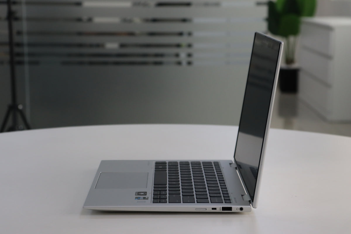 HP Elite x360 830 G9 SN:23512 product photo 3