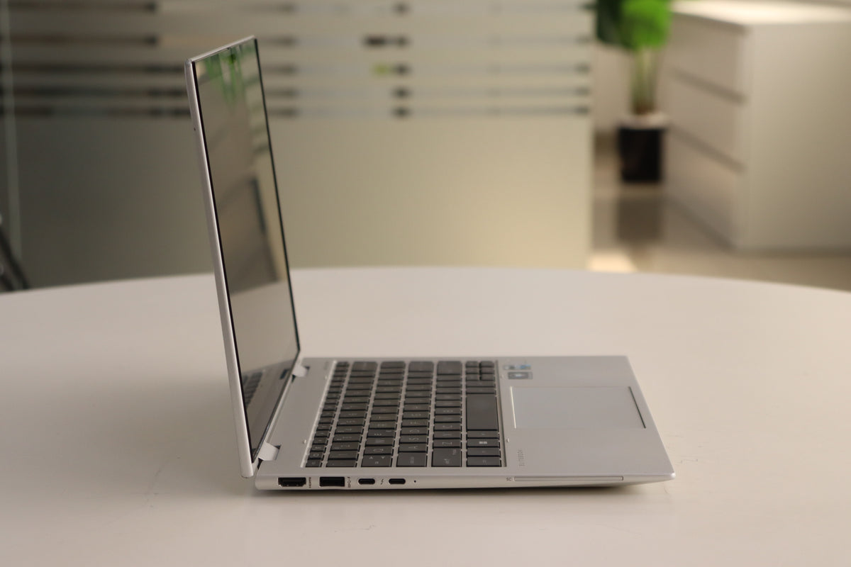 HP Elite x360 830 G9 SN:23513 product photo 4
