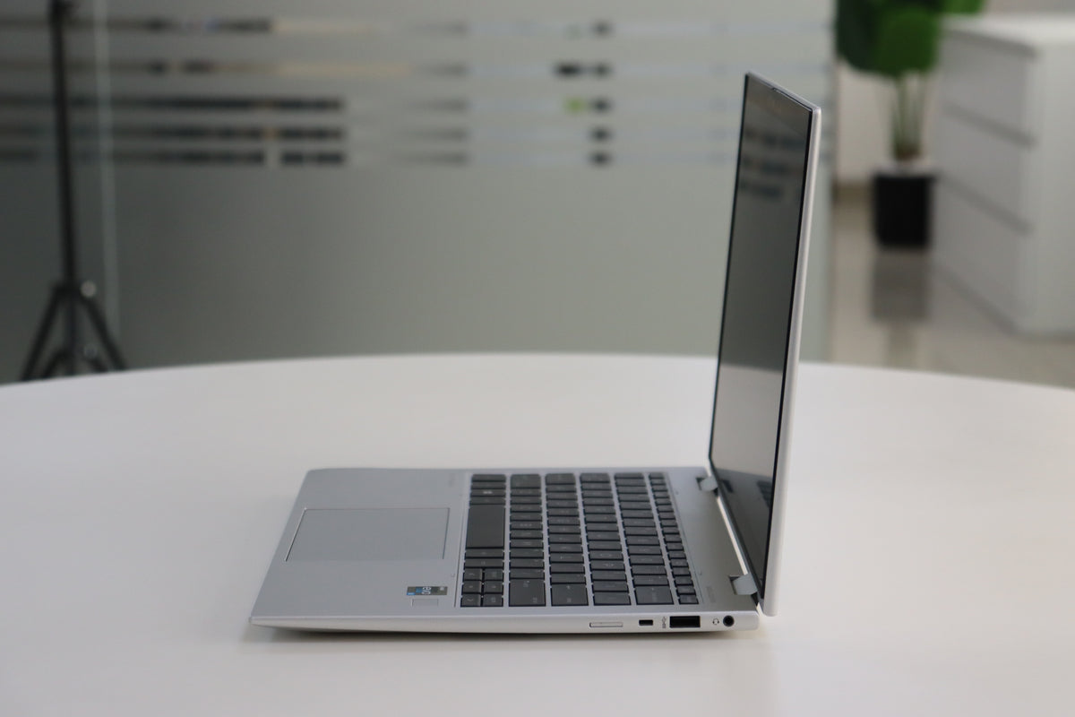 HP Elite x360 830 G9 SN:23514 product photo 3
