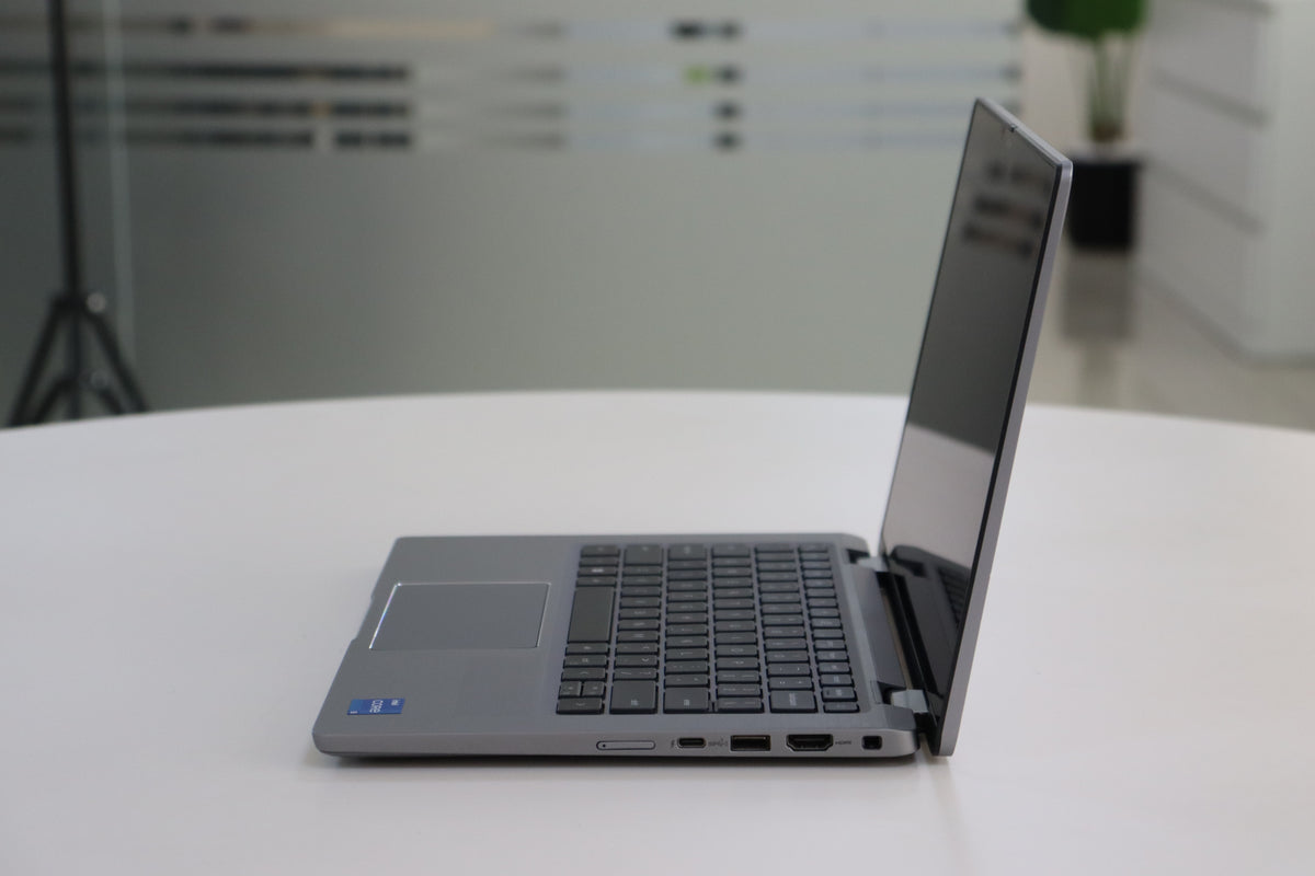 Dell Latitude 7330 SN:23599 product photo 3