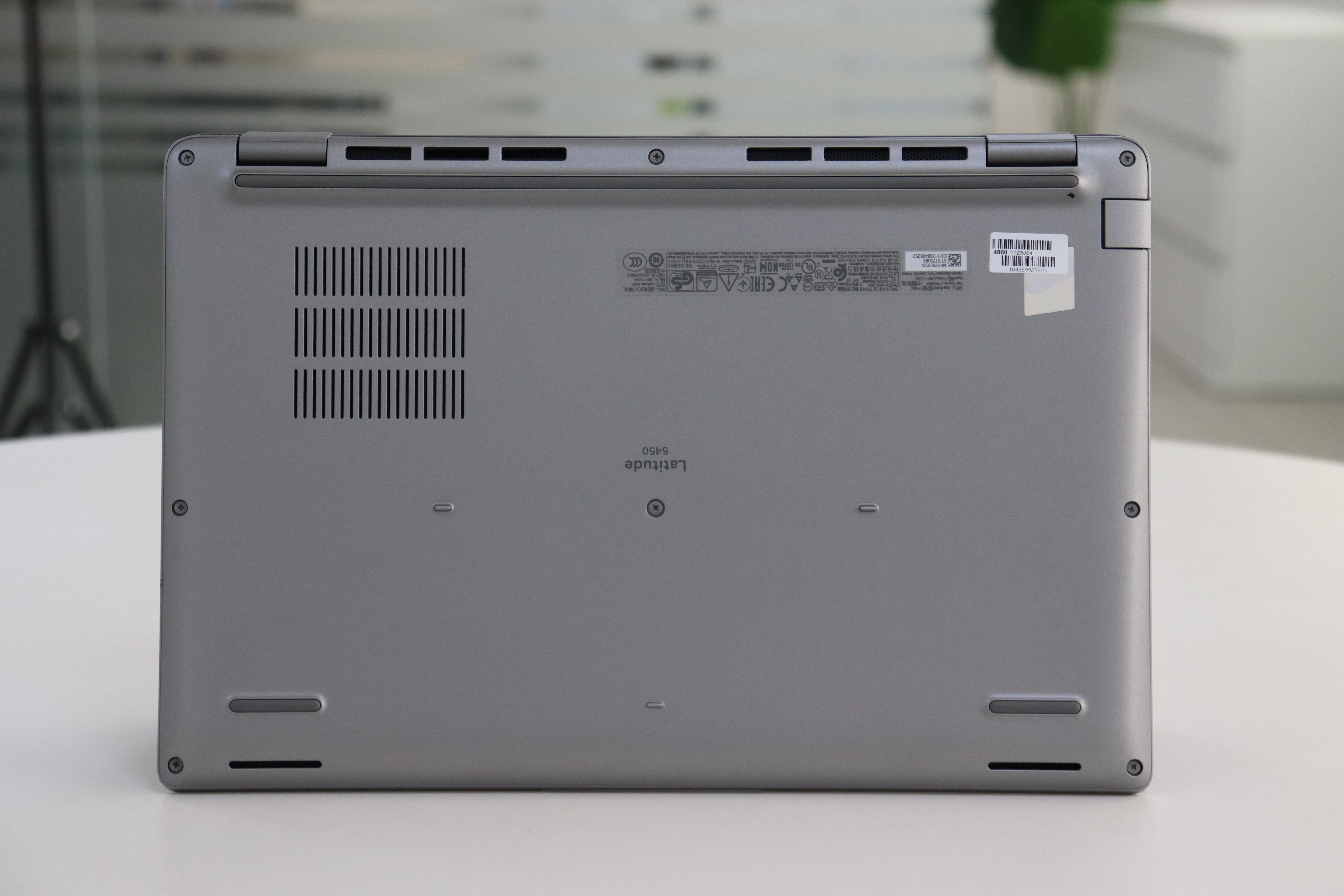 Dell Latitude 5450 SN:23603 product photo 7