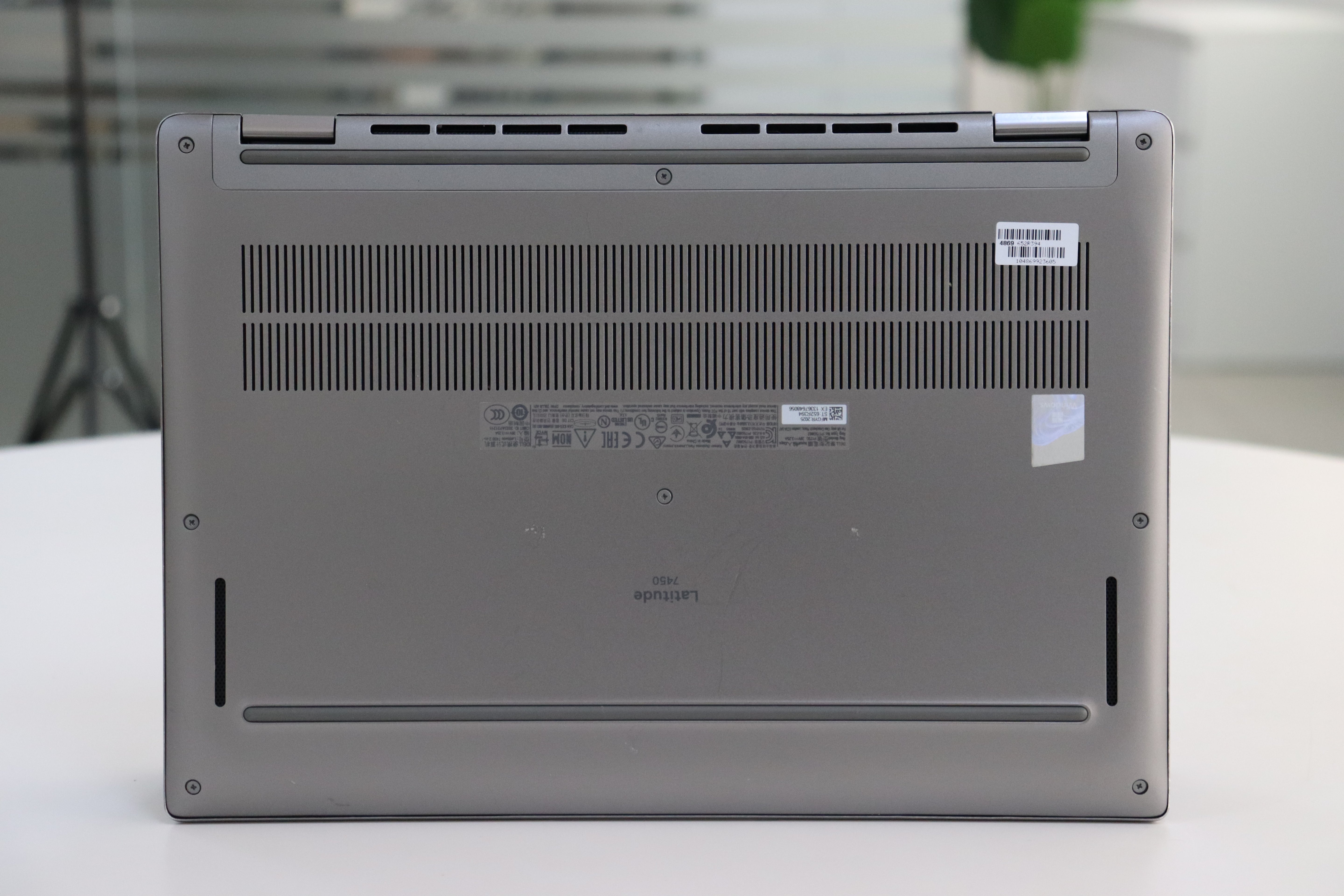 DELL LATITUDE 7450 SN:23605 product photo 7