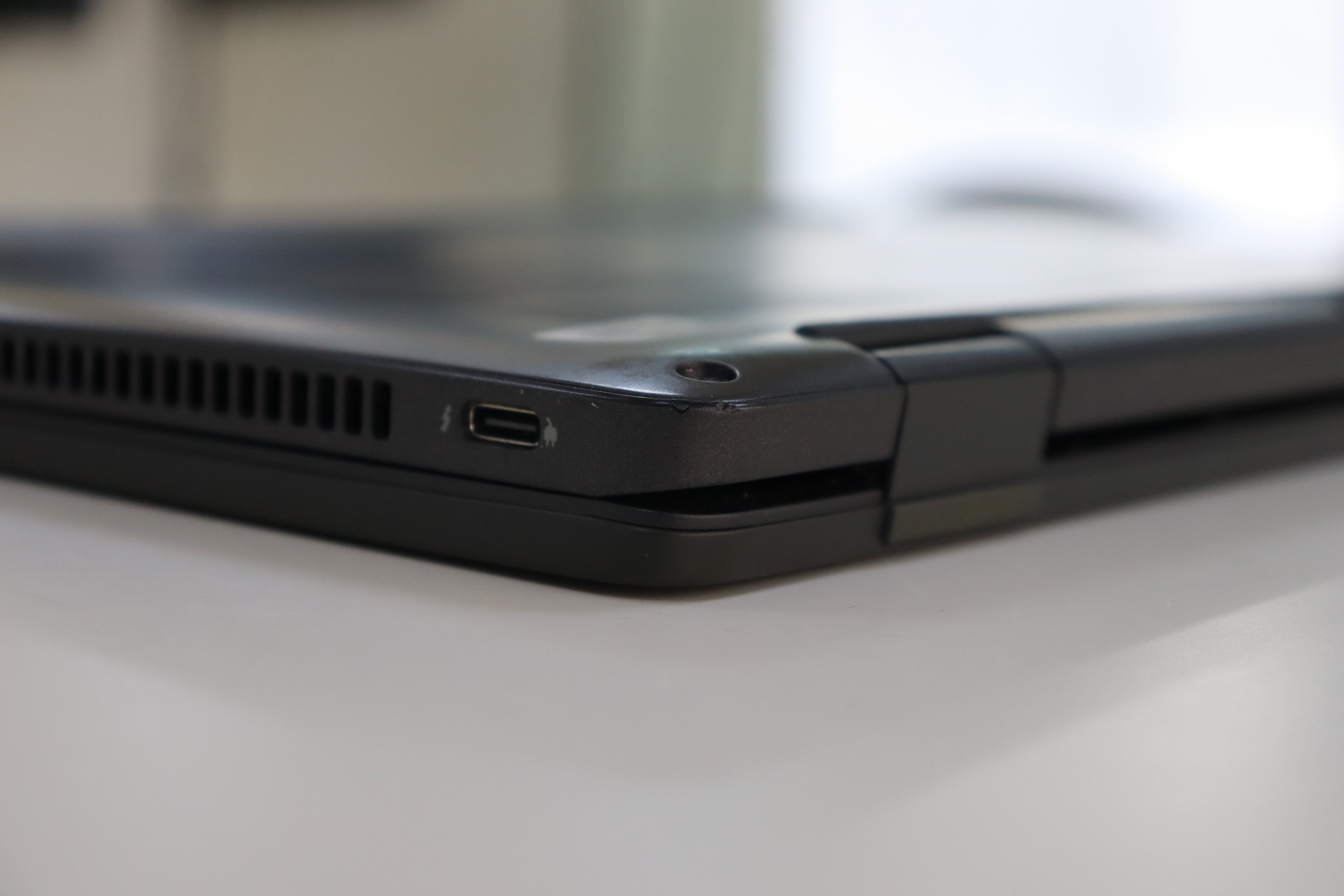 DELL LATITUDE 7430 SN:26648 product photo 9