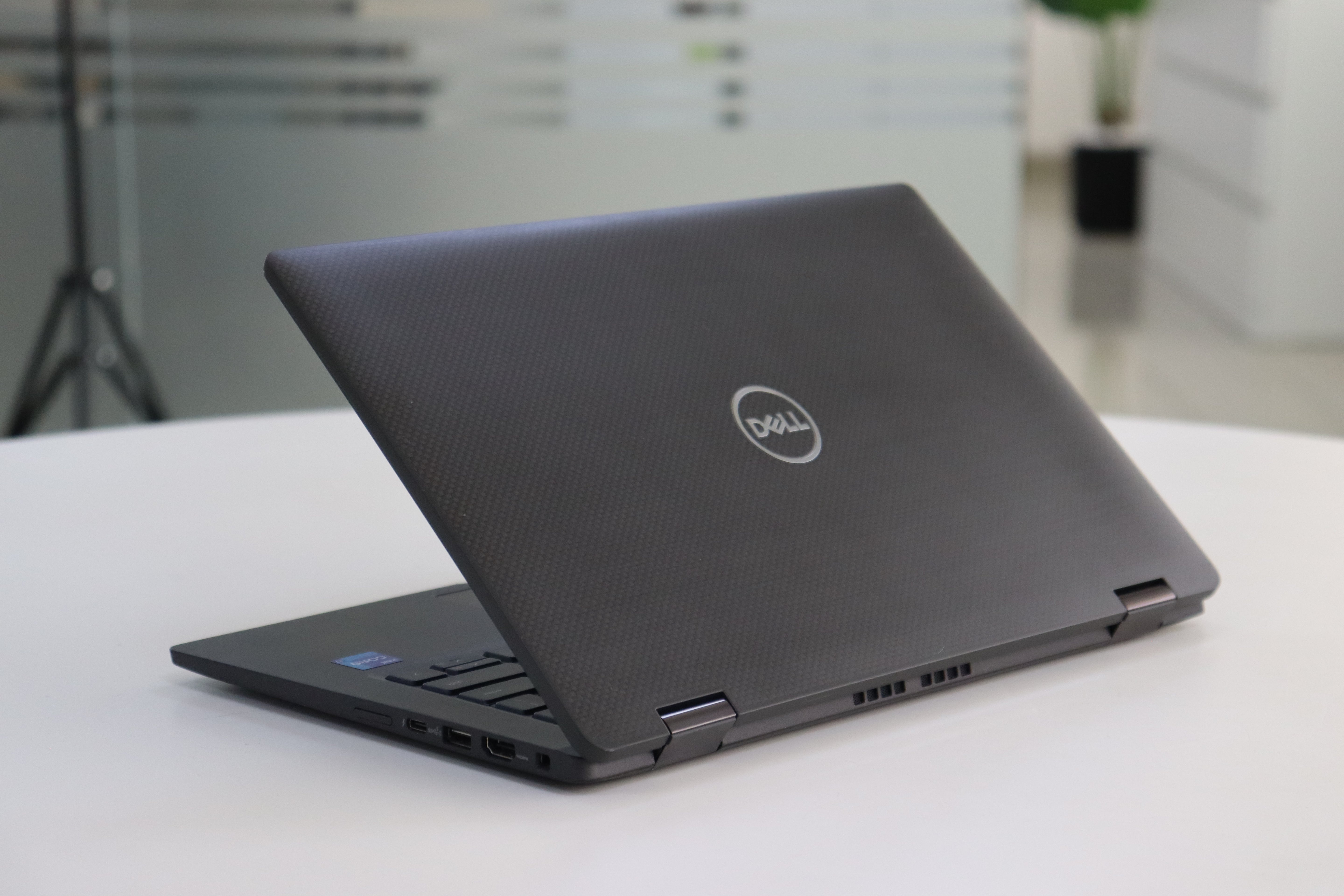DELL LATITUDE 7430 SN:27754 product photo 6