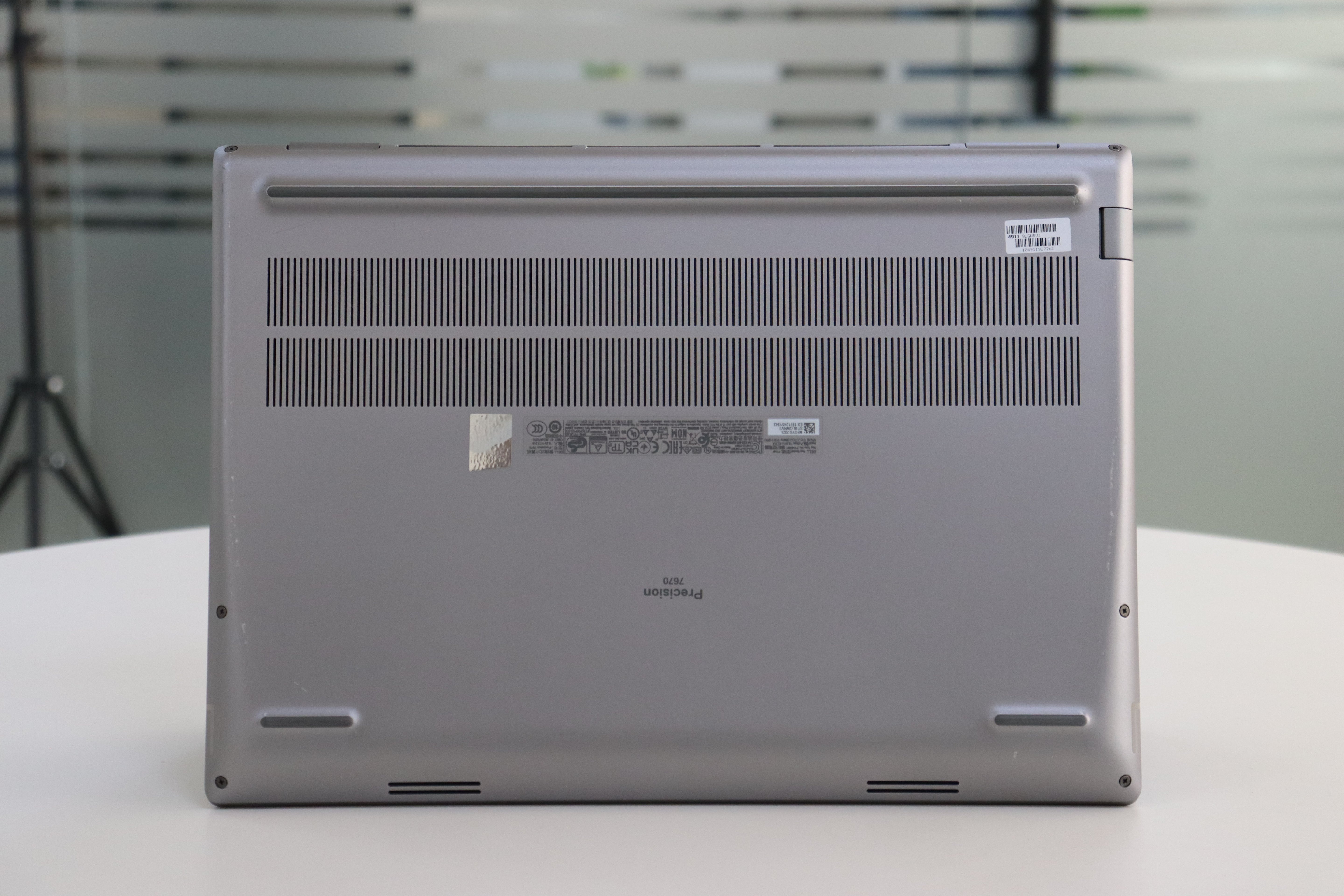 DELL INC. PRECISION 7670: 12th Gen i7, 64 GB RAM, 512 GB SSD, SN:27762