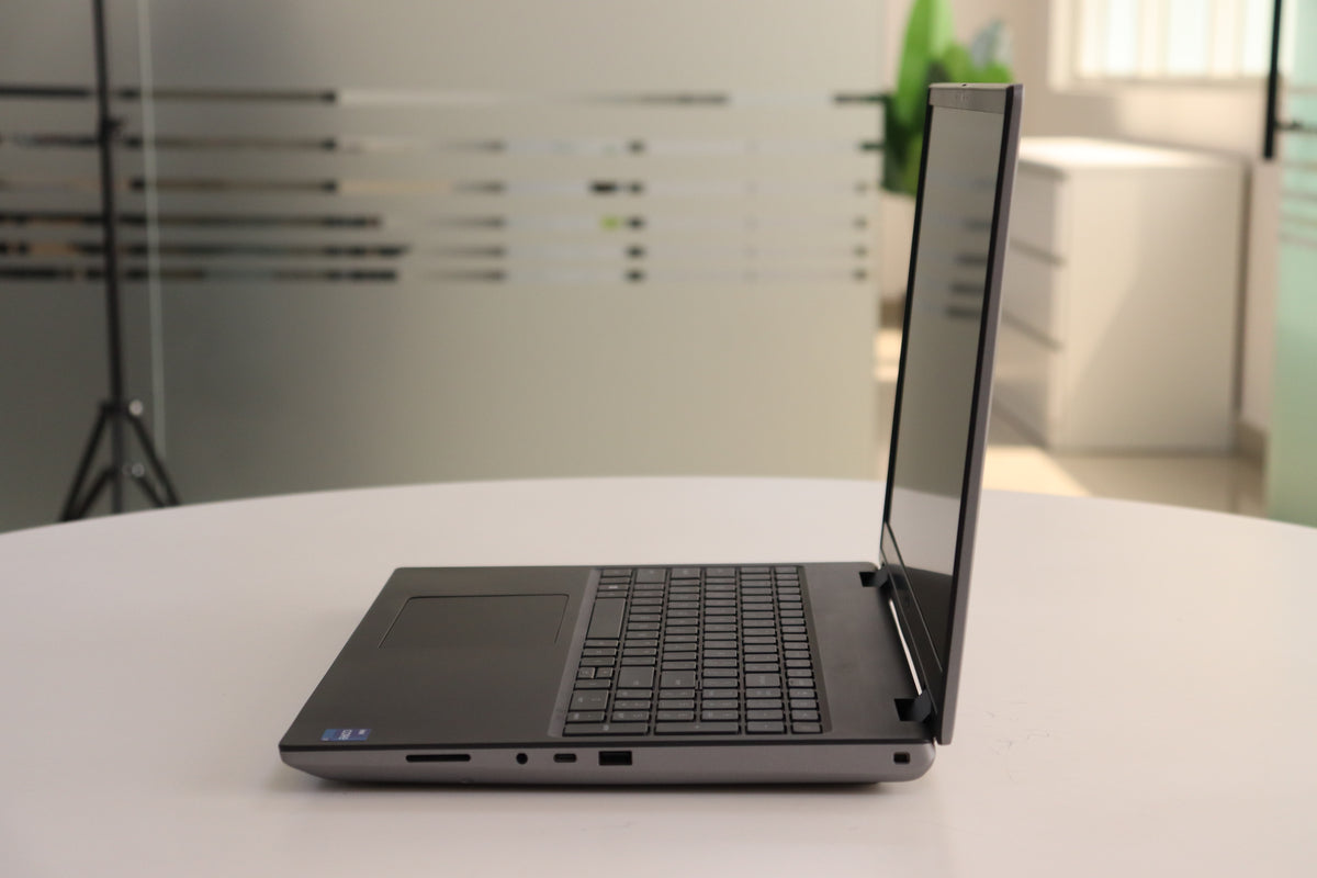 Dell Precision 7670 SN:27764 product photo 3