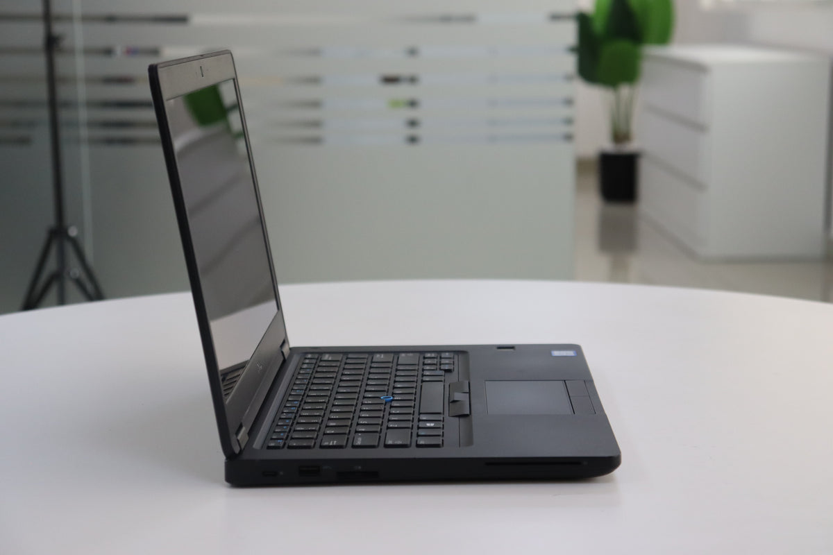 Dell Latitude 5490 SN:30969 product photo 4