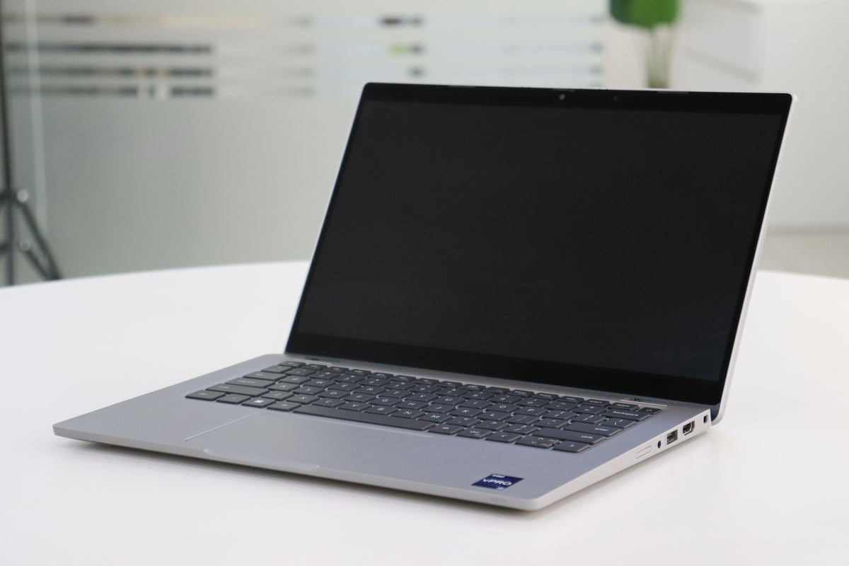 Dell Latitude 5330 SN:32153 product photo 2