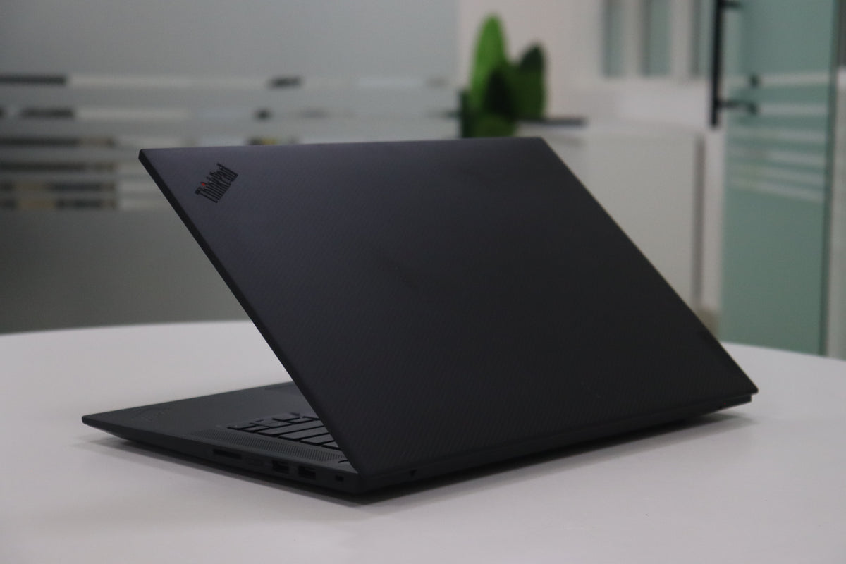 THINKPAD P1 GEN 5 105098945835 image_6